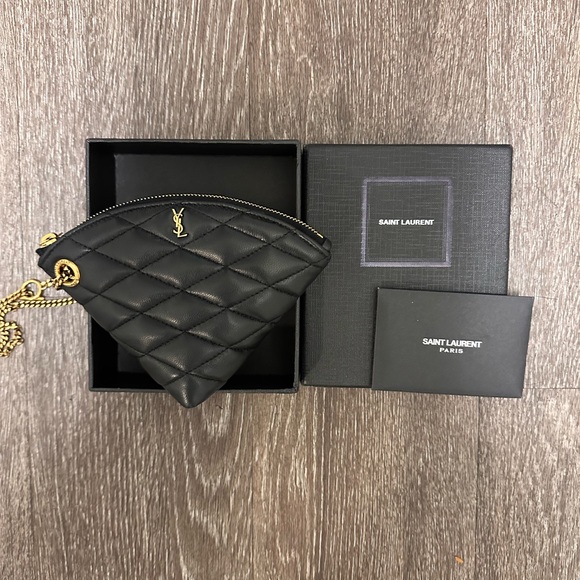 NWT - SADE TRIANGLE COIN PURSE IN LAMBSKIN - Picture 15 of 15